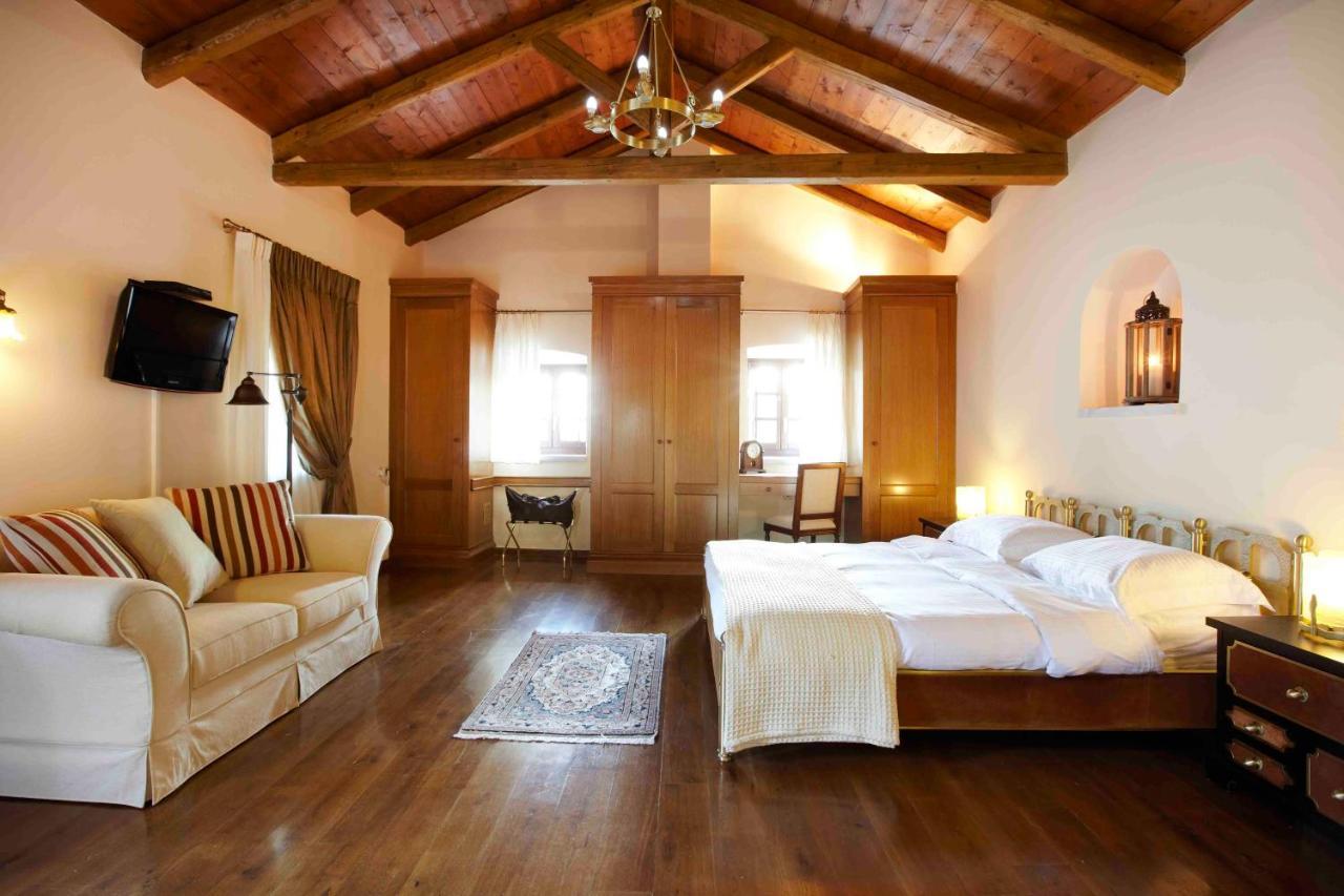 Petritis Guesthouse Oítilon Eksteriør bilde